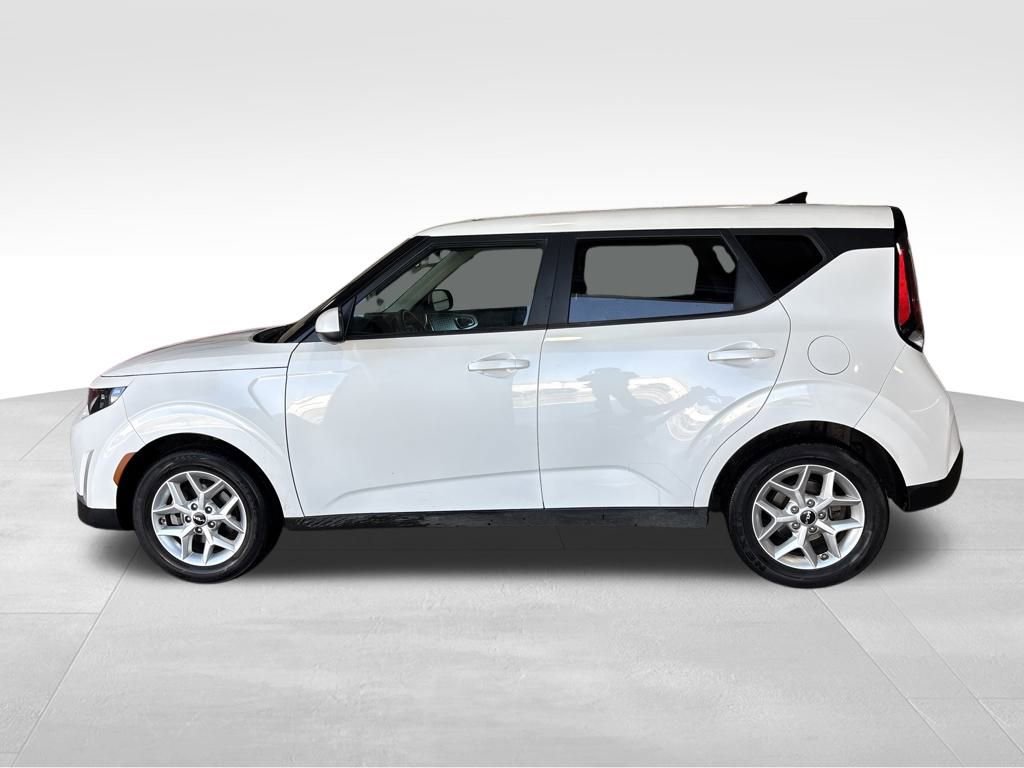 Used 2024 Kia Soul LX w/ Option Group 015 video 2