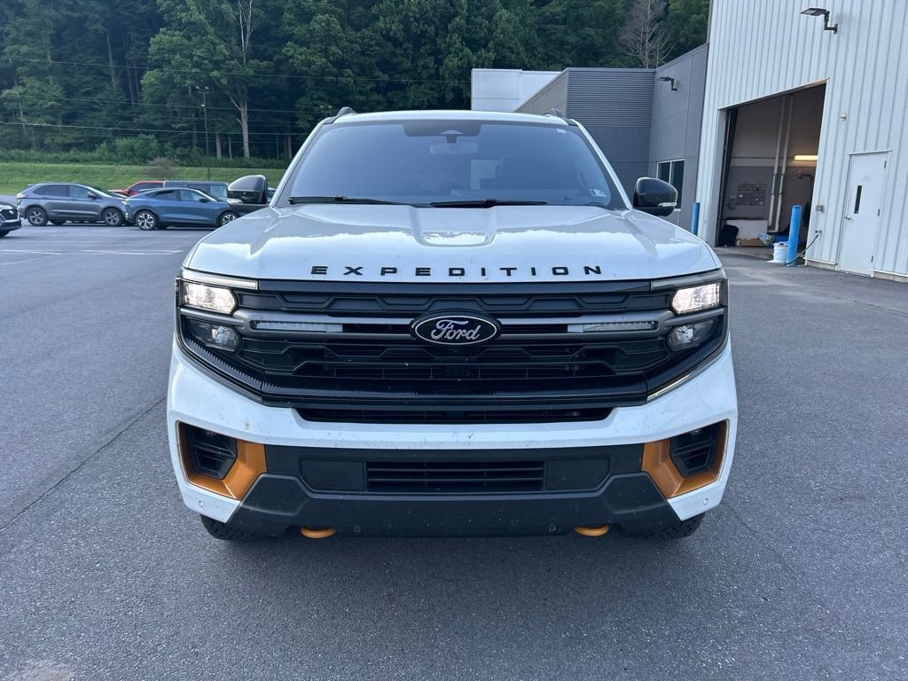Certified 2025 Ford Expedition Tremor AWD/4WD image 2