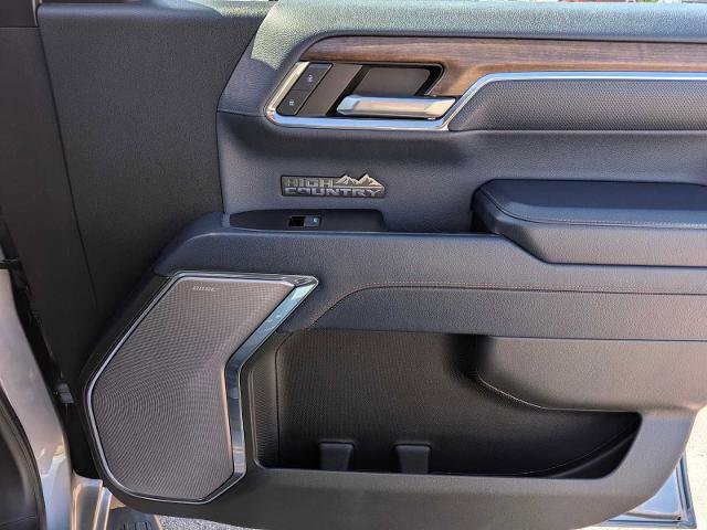 Used 2023 Chevrolet Silverado 1500 High Country w/ High Country Premium Package AWD/4WD image 21