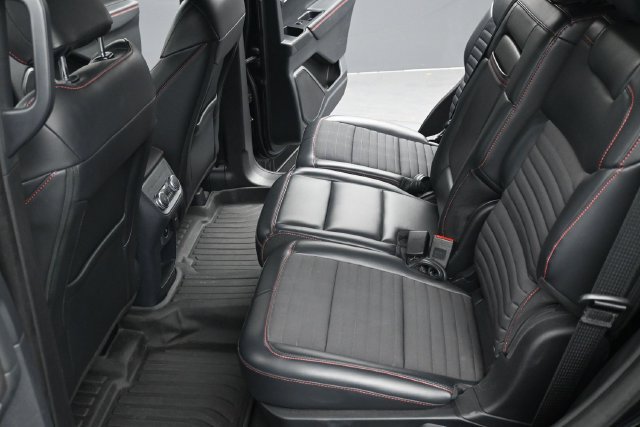Certified 2025 Ford Explorer ST-Line w/ ST-Line Street Pack AWD/4WD image 5