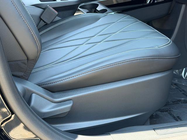 Certified 2025 Ford Mustang Mach-E Select w/ Comfort Package Lite RWD image 32