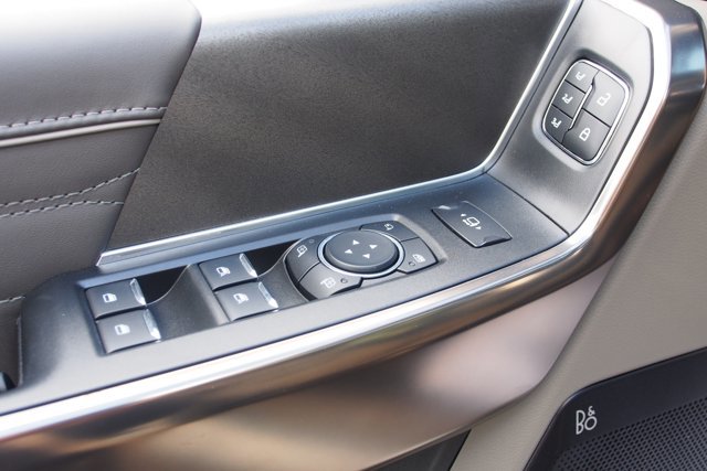 Certified 2025 Ford F450 Platinum w/ Platinum Plus Package image 20