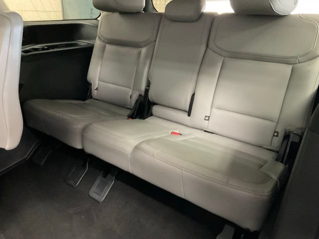 Certified 2025 Ford Expedition Active AWD/4WD image 16