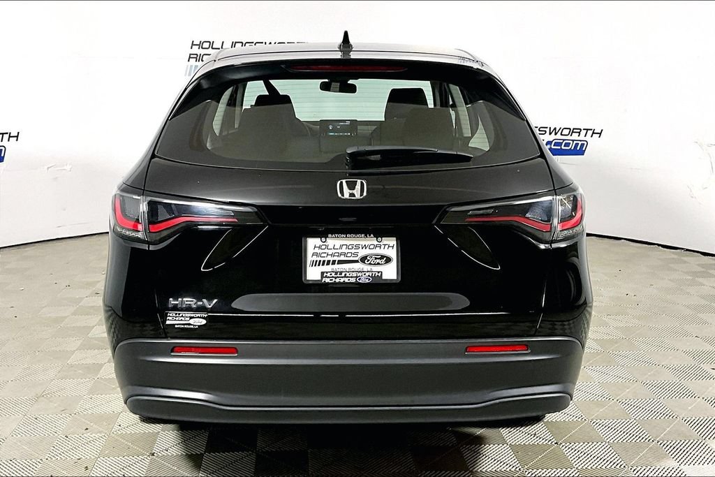 Used 2025 Honda HR-V LX image 4