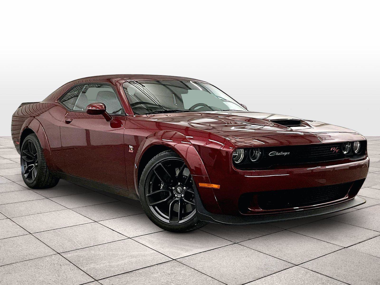 Used 2022 Dodge Challenger R/T Scat Pack RWD image 2
