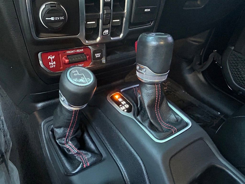 Used 2020 Jeep Wrangler Unlimited Rubicon AWD/4WD image 15