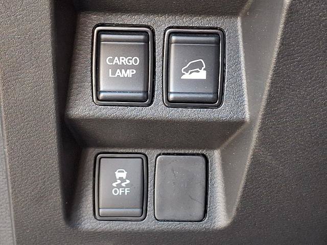 Used 2024 Nissan Frontier SV AWD/4WD image 24