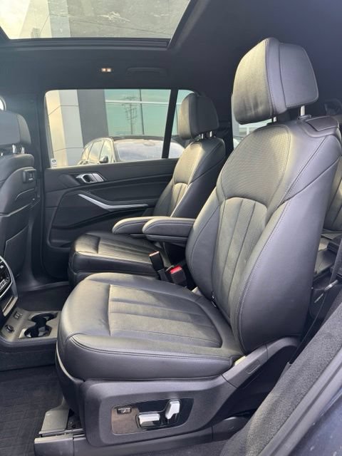 Used 2021 BMW X7 xDrive40i AWD/4WD image 24