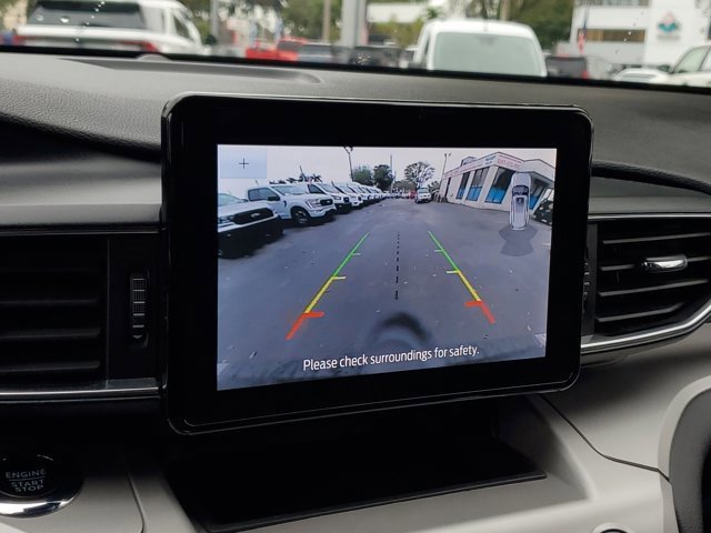 Certified 2022 Ford Explorer XLT w/ Equipment Group 202A image 27