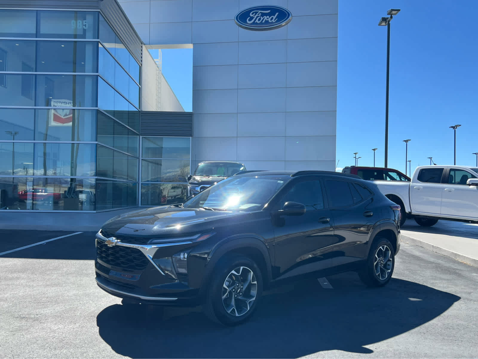 Used 2024 Chevrolet Trax LT w/ Driver Confidence Package image 1