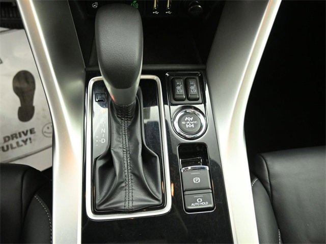 Used 2023 Mitsubishi Eclipse Cross SEL image 33