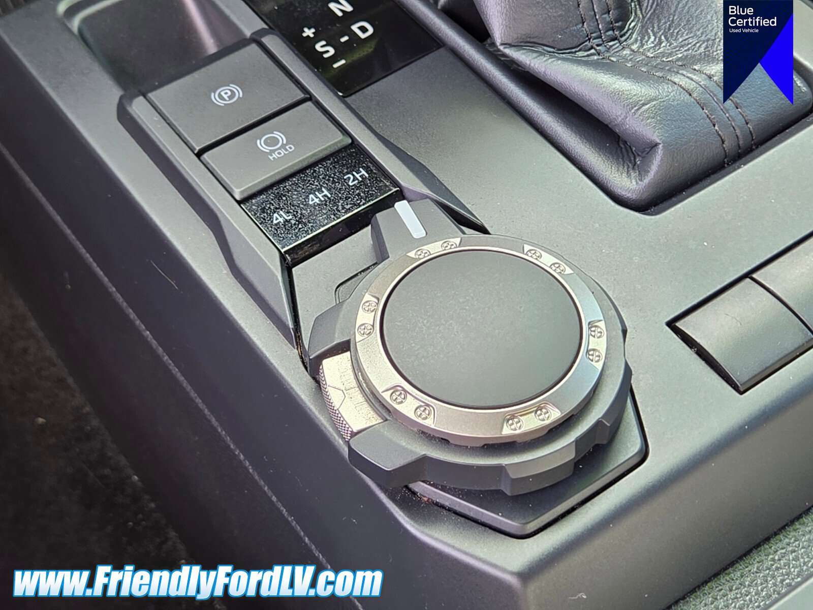 Used 2025 Toyota Tacoma SR AWD/4WD image 23