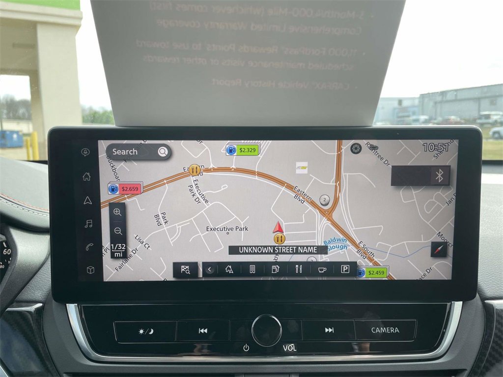 Used 2023 Nissan Altima 2.5 SR w/ SR Premium Package image 21