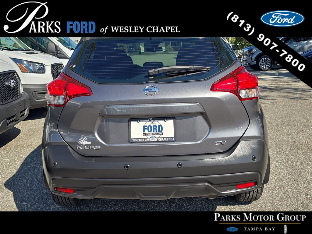 Used 2020 Nissan Kicks SV image 4