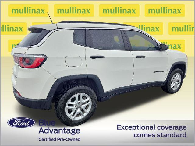 Used 2020 Jeep Compass Sport w/ Cold Weather Group AWD/4WD image 3
