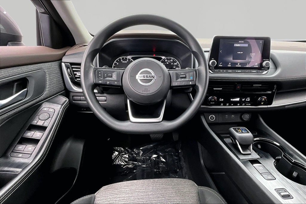 Used 2021 Nissan Rogue SV FWD image 5