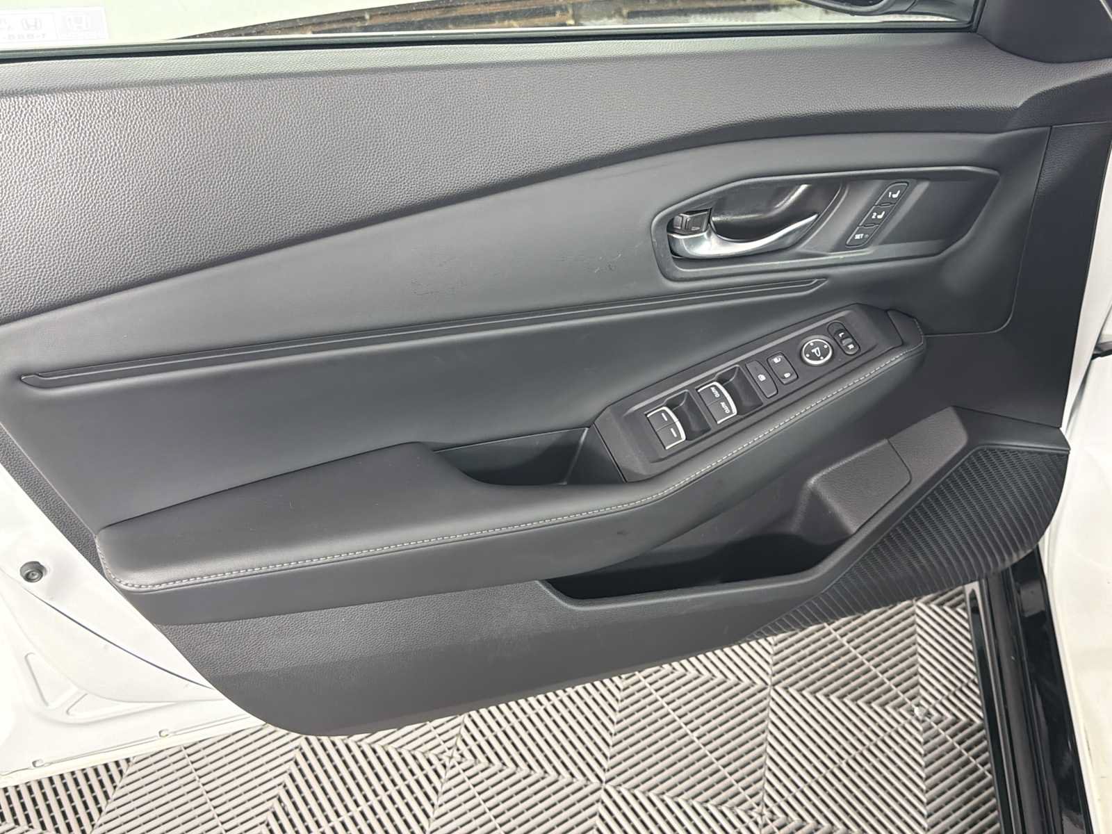 Used 2024 Honda Accord Sport image 14