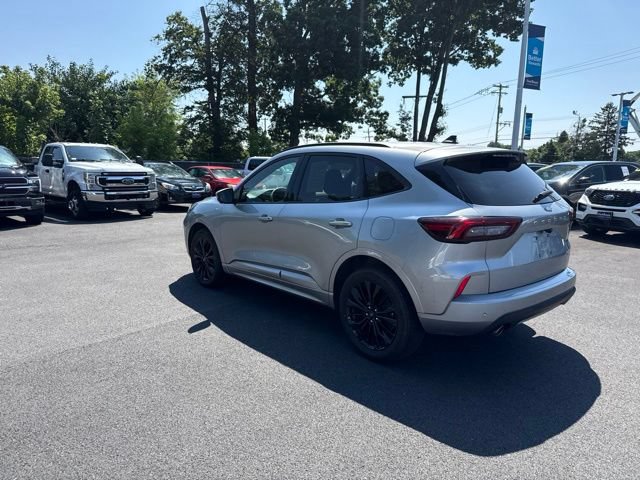 Certified 2023 Ford Escape ST-Line Elite AWD/4WD image 7