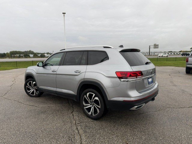 Used 2023 Volkswagen Atlas SEL AWD/4WD image 7