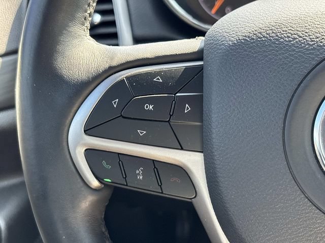 Used 2019 Jeep Grand Cherokee Altitude AWD/4WD image 28