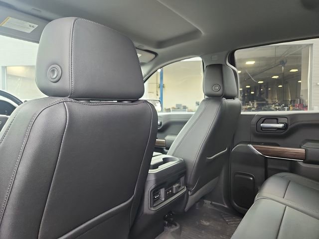 Used 2020 Chevrolet Silverado 1500 LT Trail Boss AWD/4WD image 24