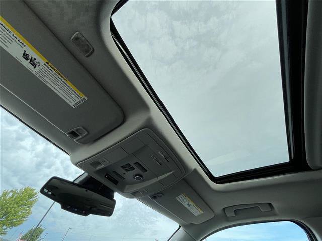 Used 2020 Chevrolet Suburban LT AWD/4WD image 24