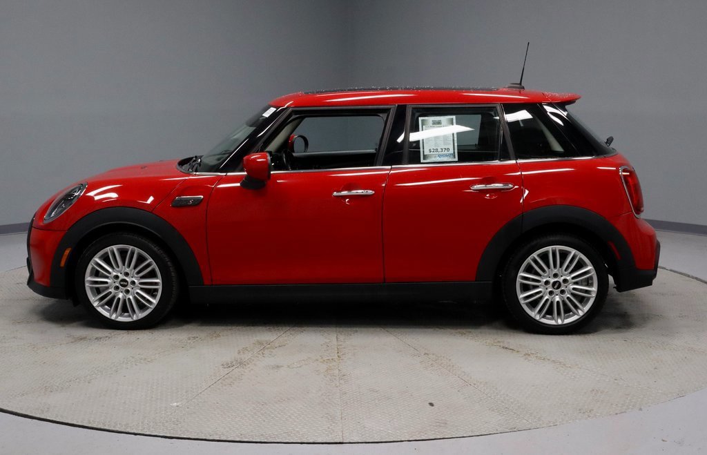 Used 2024 MINI Cooper S image 2