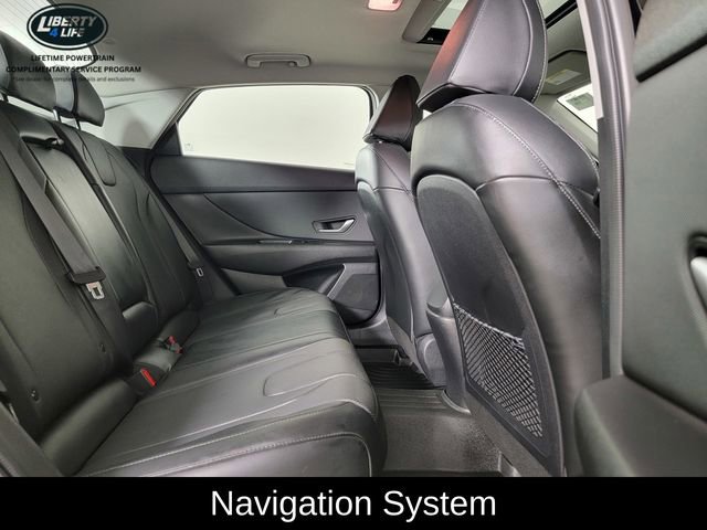 Used 2023 Hyundai Elantra Limited image 16