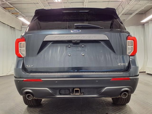 Certified 2022 Ford Explorer XLT w/ Equipment Group 202A AWD/4WD image 24