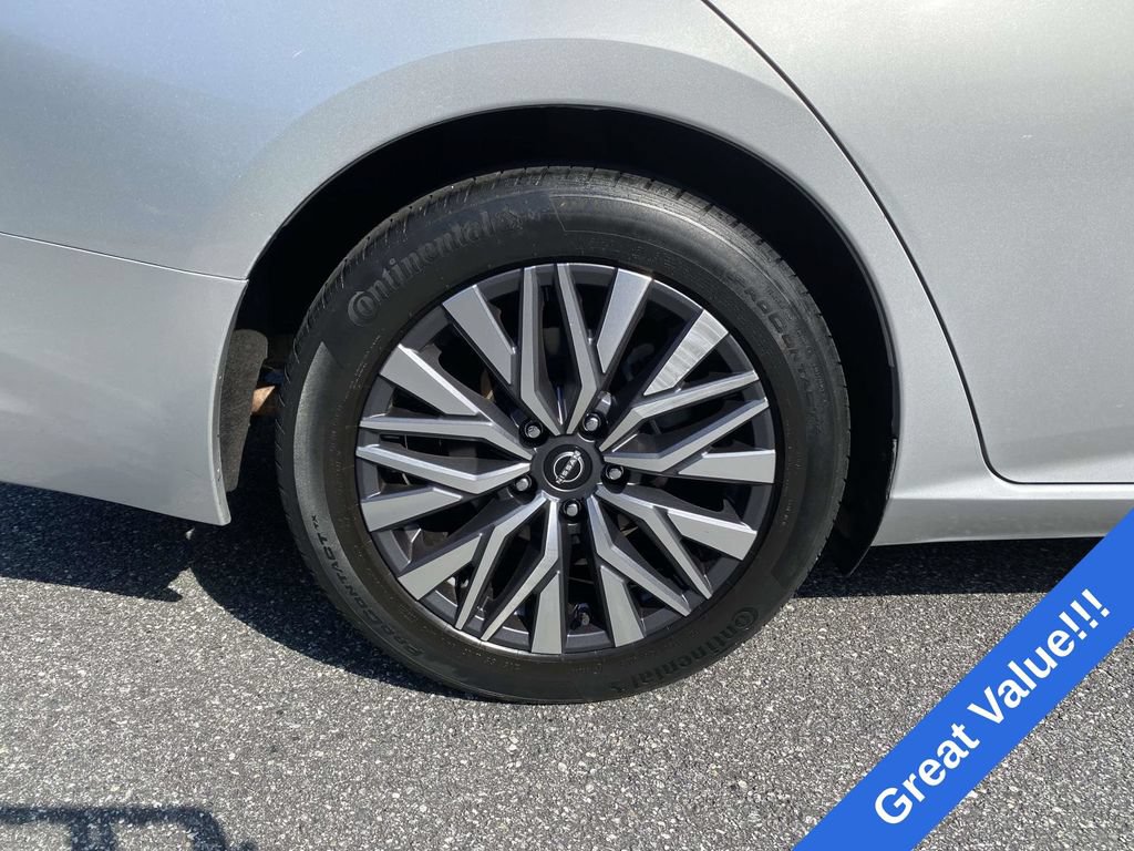 Used 2023 Nissan Altima 2.5 SV FWD image 8