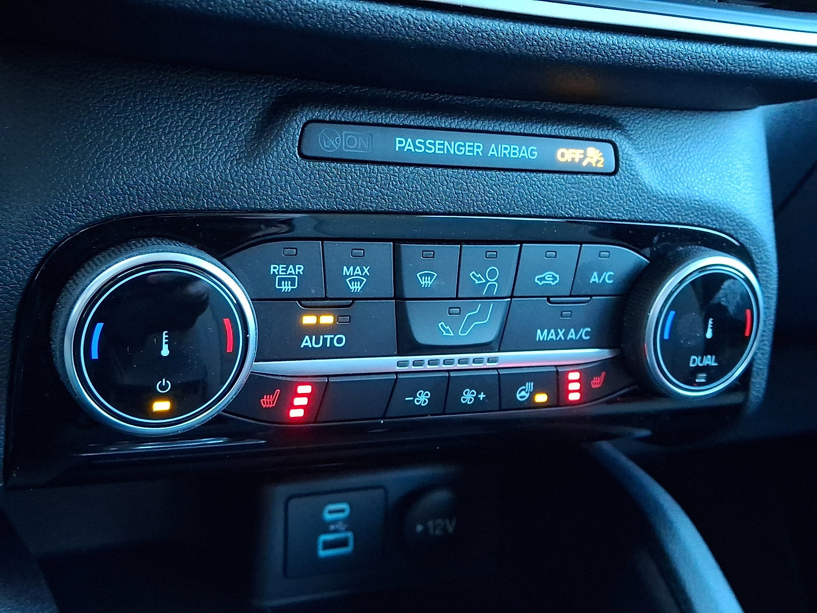 Certified 2022 Ford Escape SE w/ Convenience Package image 19