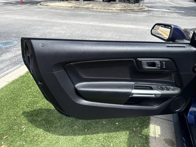 Certified 2019 Ford Mustang Convertible RWD image 12