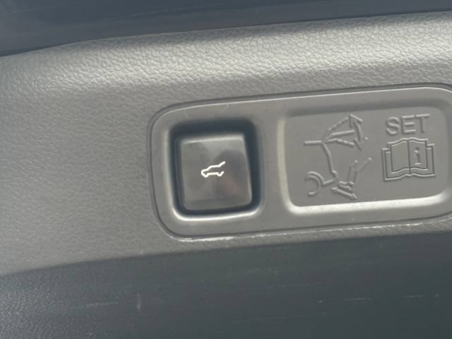 Certified 2023 Ford Expedition Limited AWD/4WD image 29