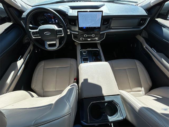 Certified 2023 Ford Expedition XLT image 28