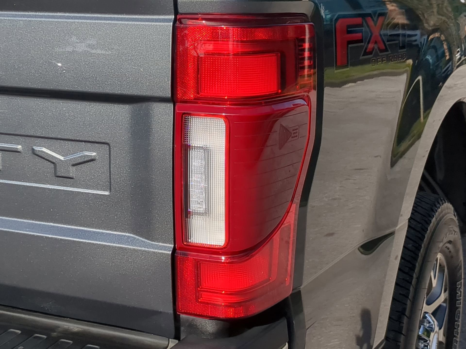 Certified 2022 Ford F250 Lariat w/ Lariat Ultimate Package image 45