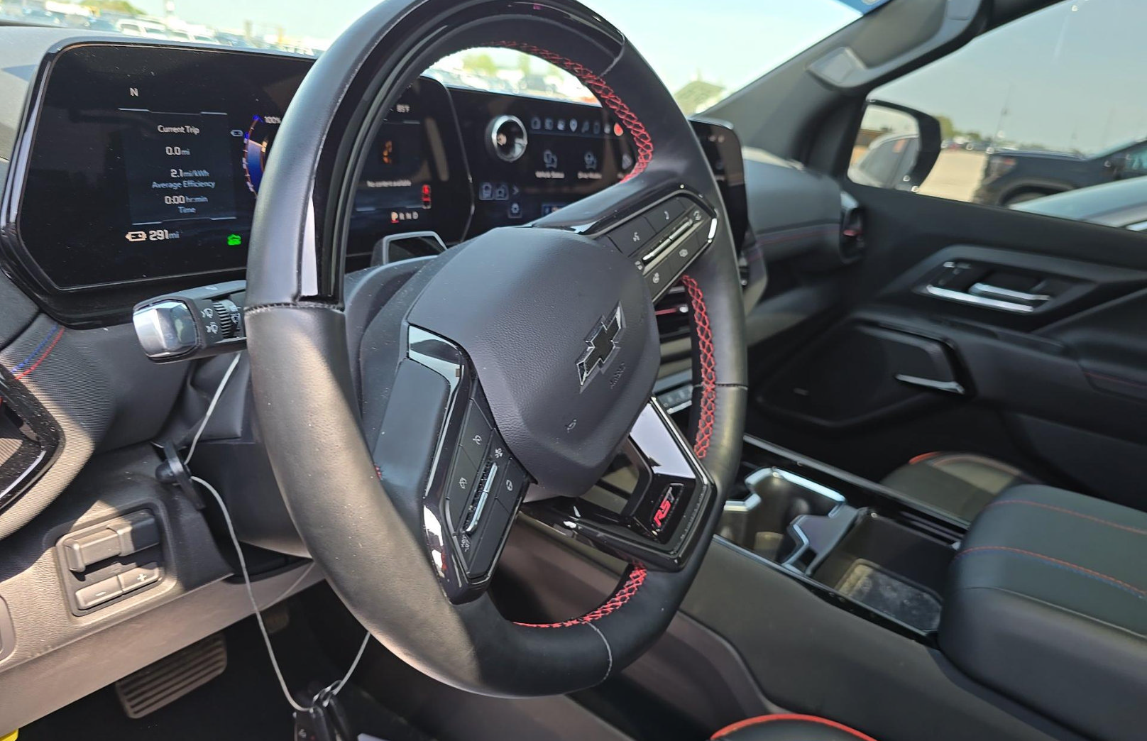 Used 2025 Chevrolet Silverado EV RST AWD/4WD image 13
