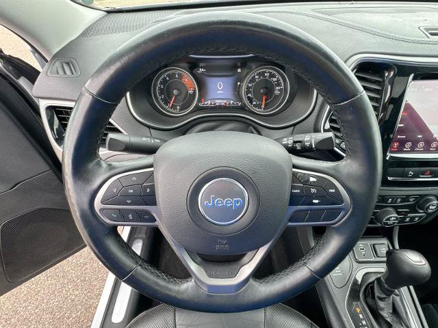 Used 2019 Jeep Cherokee Limited AWD/4WD image 16