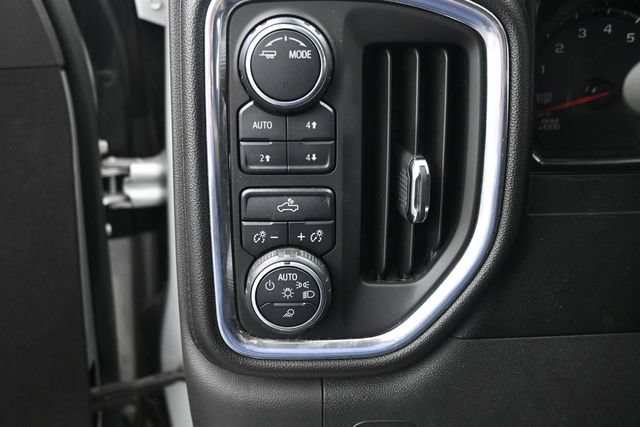 Used 2020 Chevrolet Silverado 1500 LT w/ Texas Edition AWD/4WD image 8