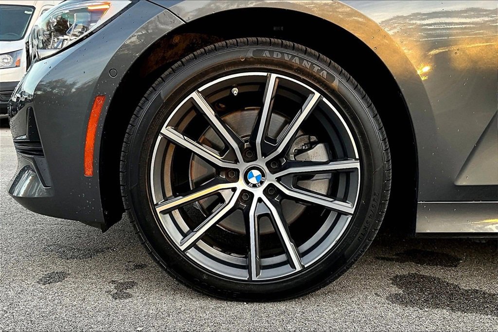 Used 2019 BMW 330i xDrive Sedan image 9