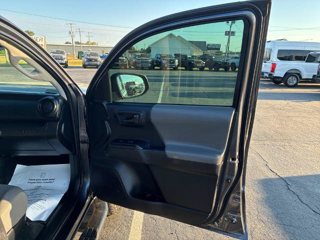 Used 2023 Toyota Tacoma SR AWD/4WD image 15