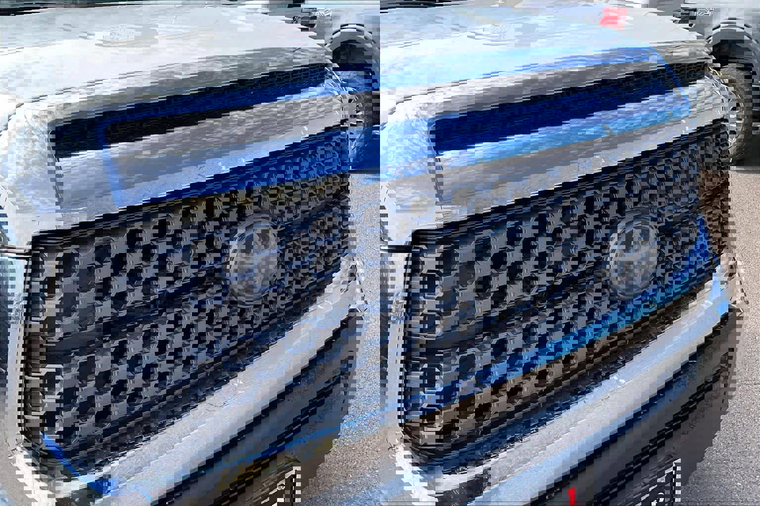 Used 2018 Toyota Tundra SR5 w/ SR5 Upgrade Package image 29