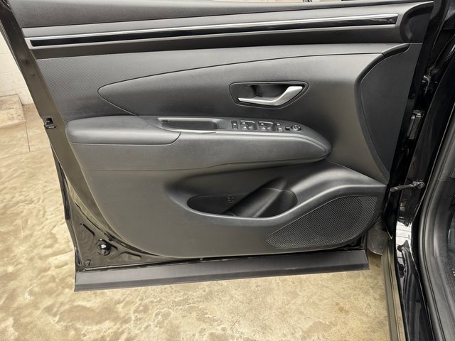 Used 2022 Hyundai Santa Cruz SEL image 11