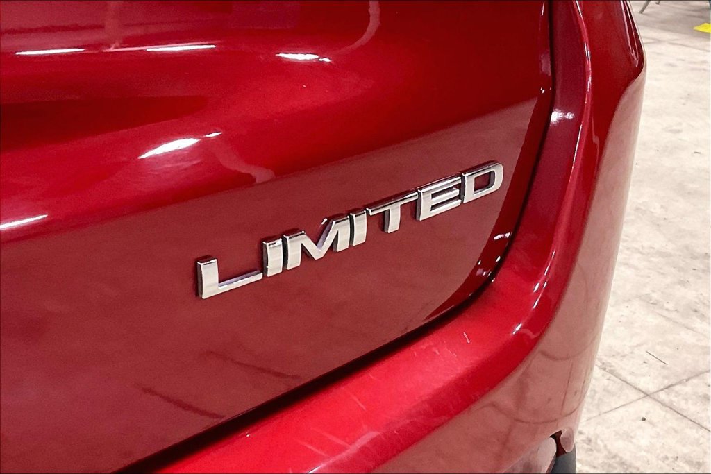 Used 2025 Jeep Compass Limited AWD/4WD image 8