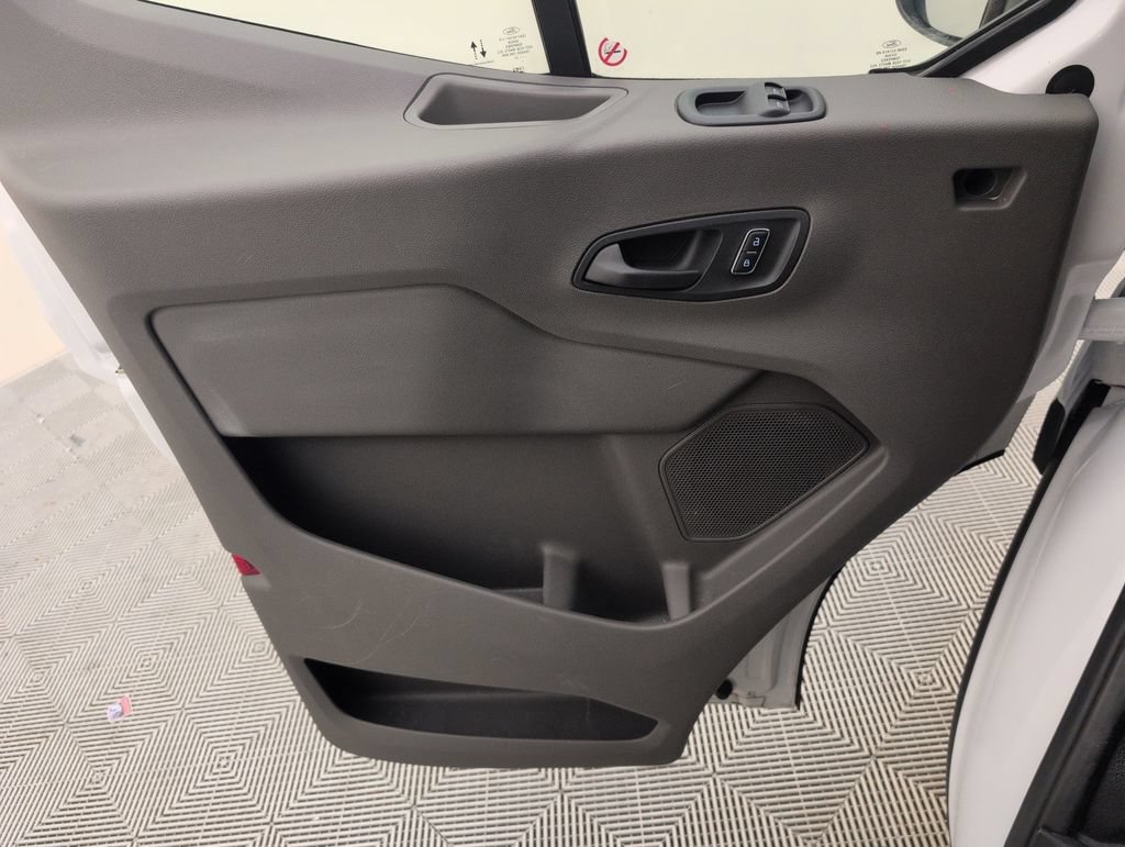 Certified 2025 Ford Transit 250 Low Roof w/ Exterior Upgrade Package RWD image 30