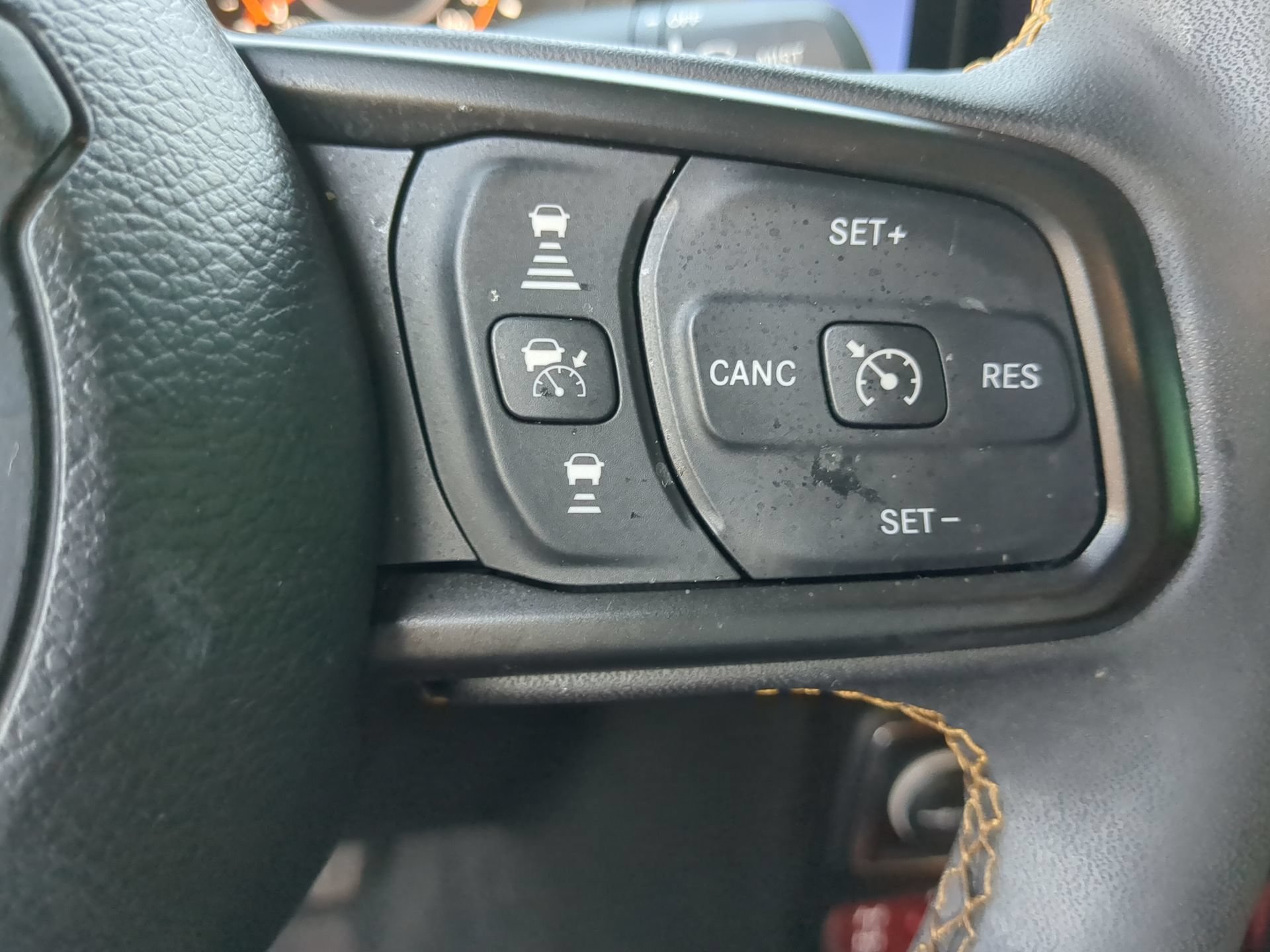 Used 2024 Jeep Gladiator Sport AWD/4WD image 67