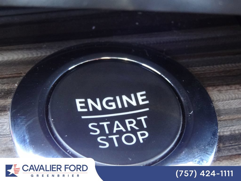 Certified 2023 Ford Explorer Limited w/ Equipment Group 301A AWD/4WD image 16