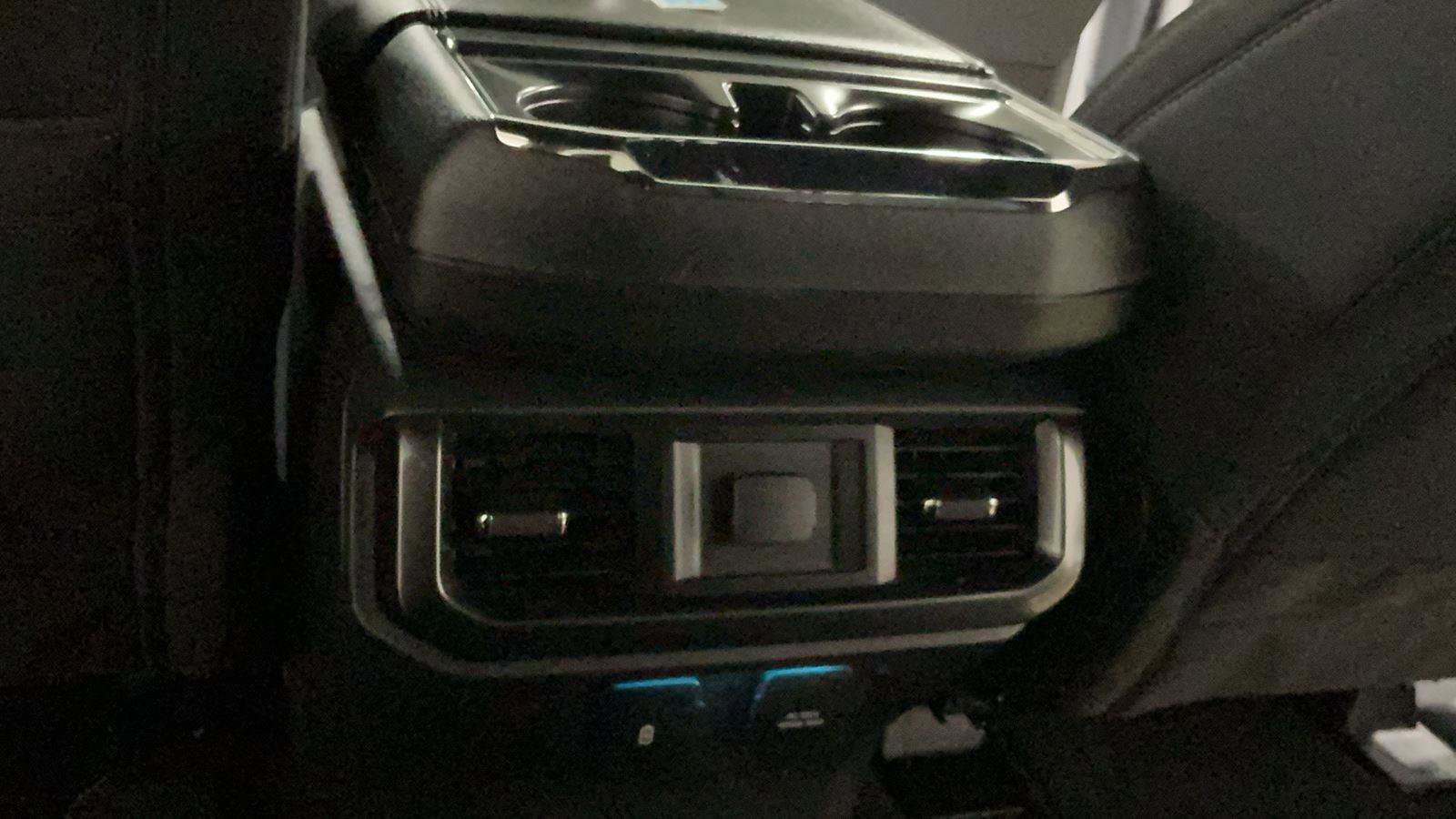 Certified 2022 Ford F150 XLT w/ Equipment Group 302A High image 18