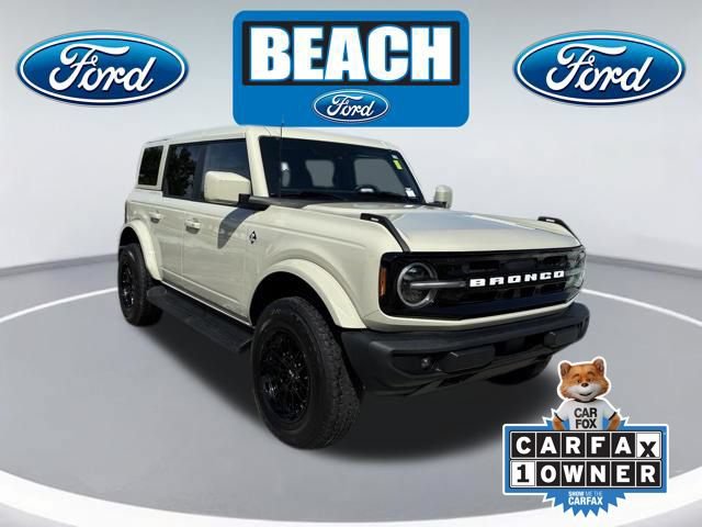 Certified 2025 Ford Bronco Outer Banks AWD/4WD image 1