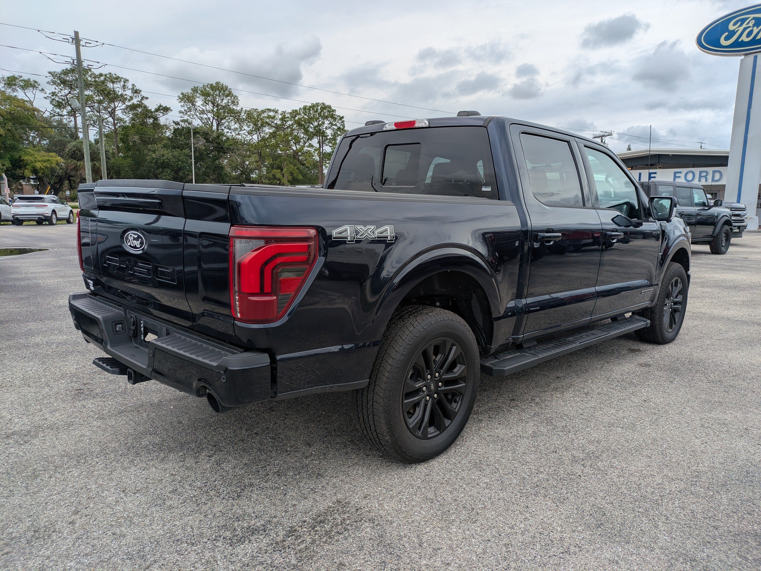Certified 2025 Ford F150 Lariat w/ Equipment Group 502A High AWD/4WD image 4