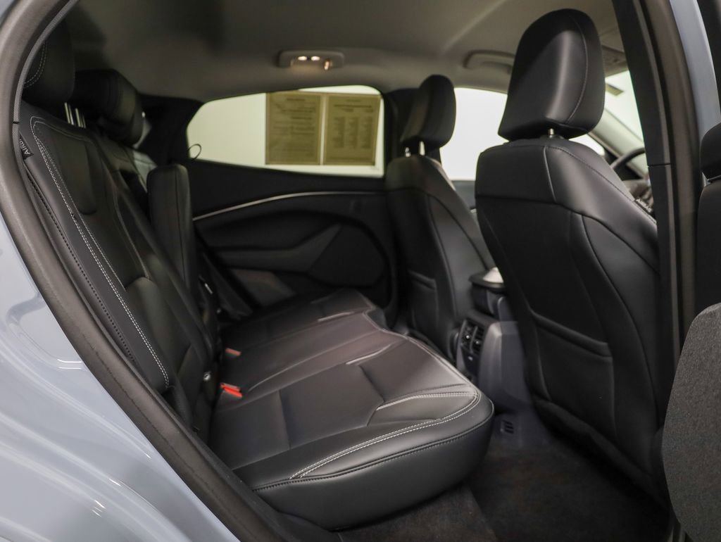 Certified 2025 Ford Mustang Mach-E Premium image 18
